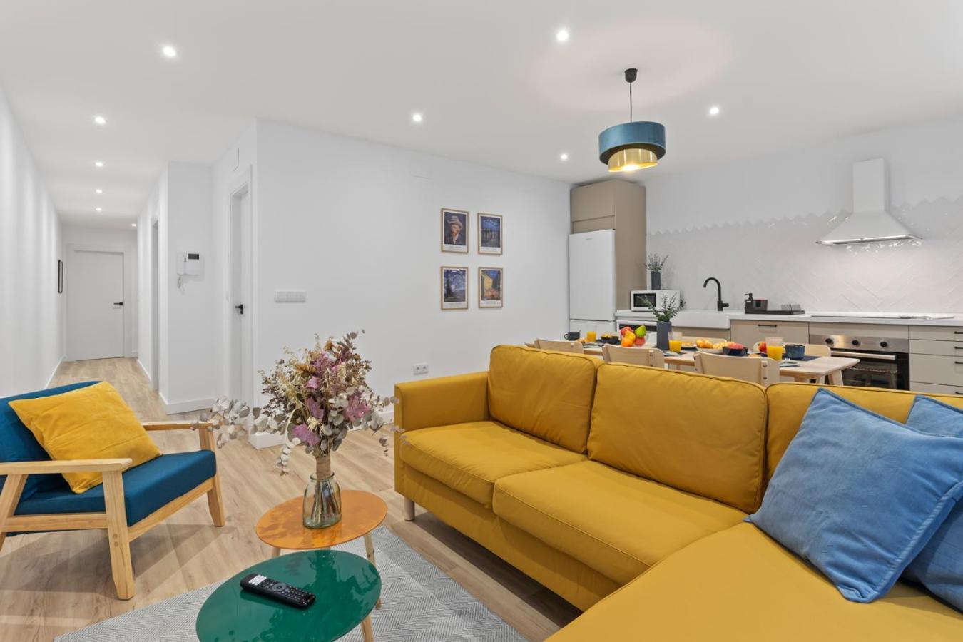 Gogh, Confort Y Diseno En El Centro De Apartment *
