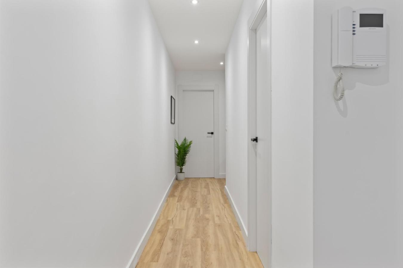 Gogh, Confort Y Diseno En El Centro De Apartment Gijon