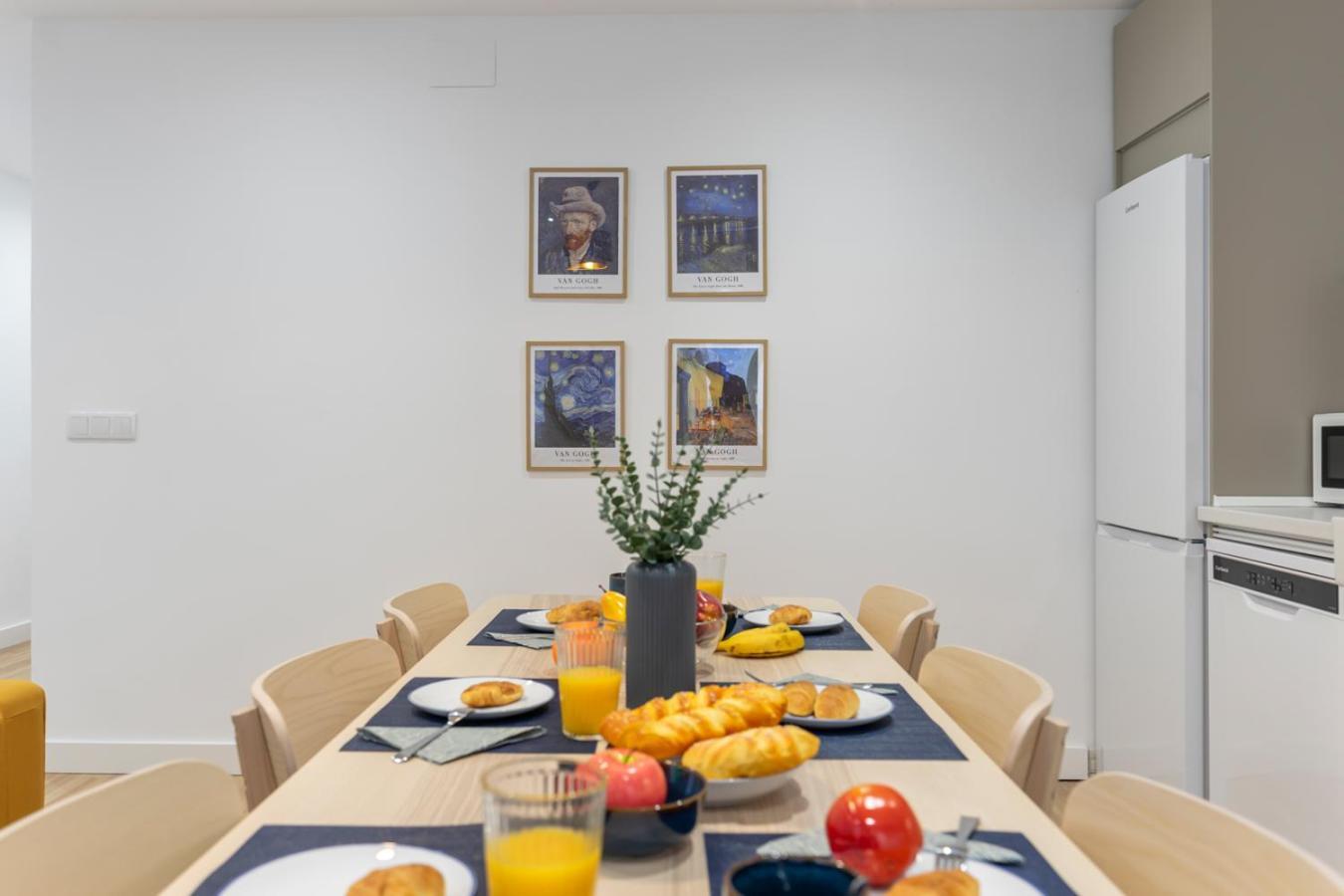 Gogh, Confort Y Diseno En El Centro De Gijón